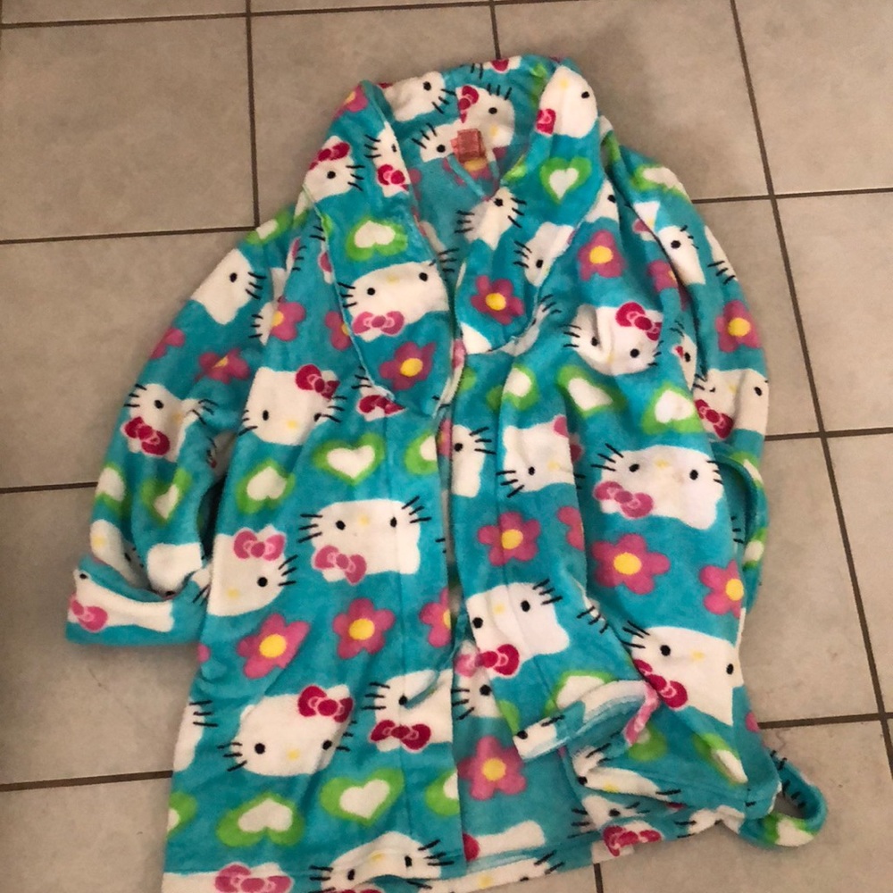 Hello Kitty bathrobe